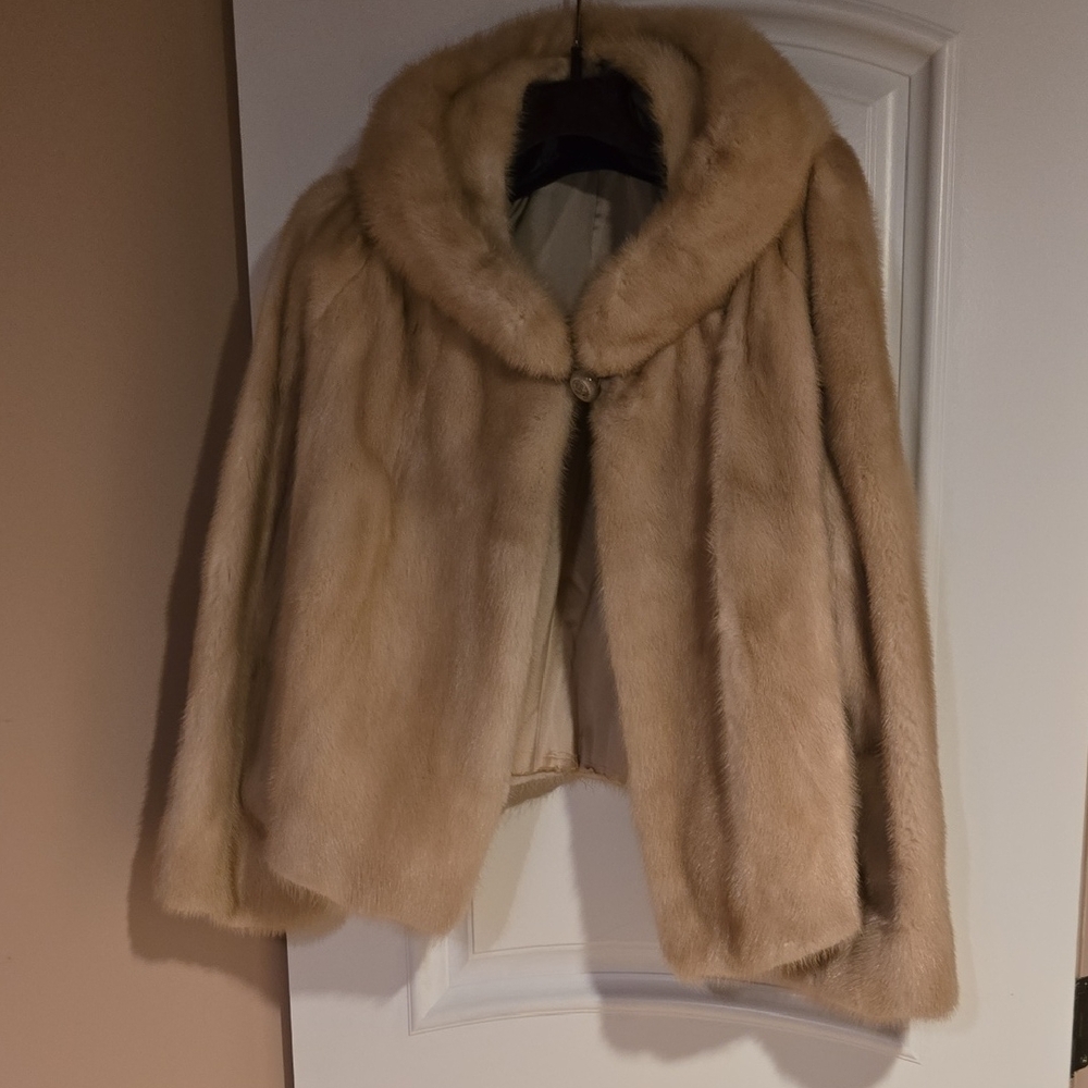 Elegant Tan Fur Coat